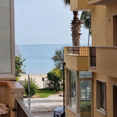 Lisbona Apartment, Seconda Fila Mare Rif A600
