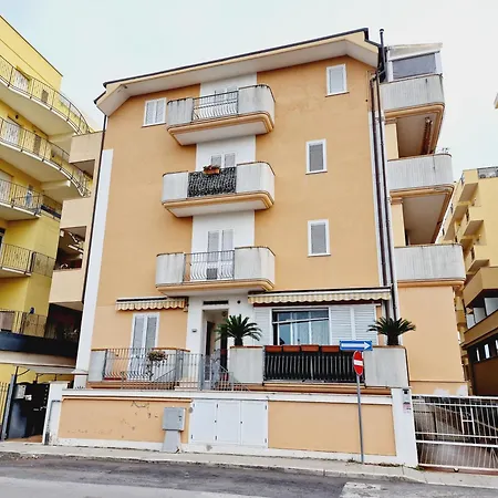 Lisbona Apartment, Seconda Fila Mare Rif A600 *