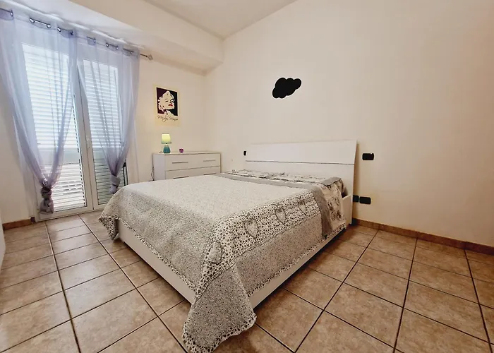 Lisbona Apartment, Seconda Fila Mare Rif A600 Lägenhet